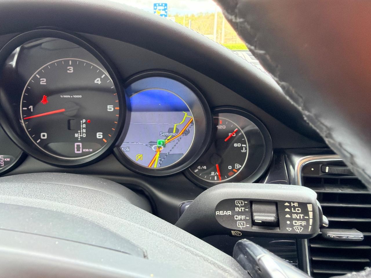 Porsche Panamera 3.0 Diesel 300cv da vetrina