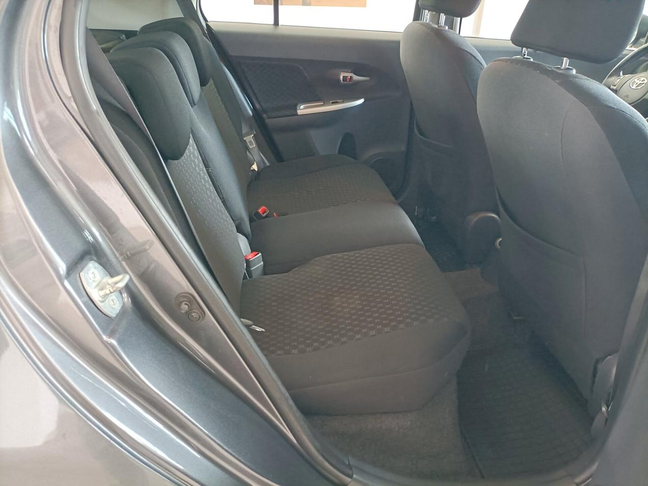 Toyota Urban Cruiser 1.4 D-4D AWD Sol 06/2010