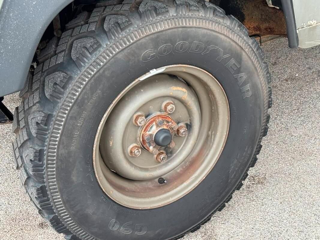 Land Rover Defender Defender 90 2.5 td County