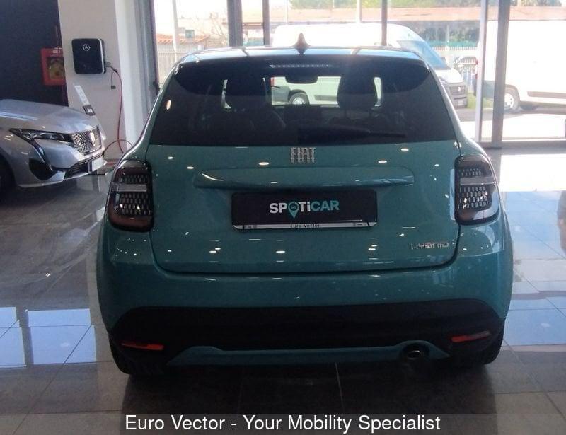 FIAT 600 1.2 Hybrid 100cv La Prima