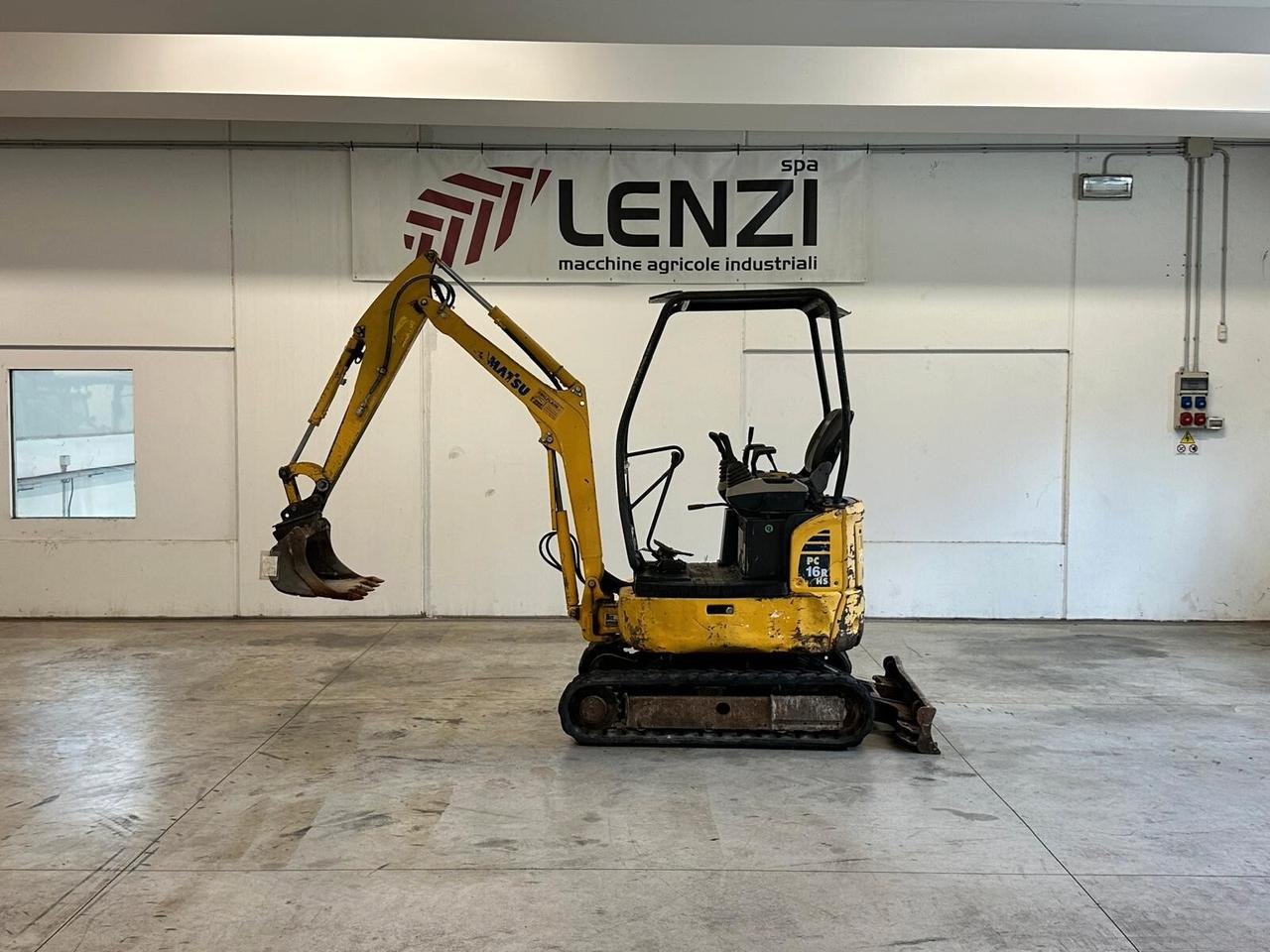Miniescavatore Komatsu PC 16