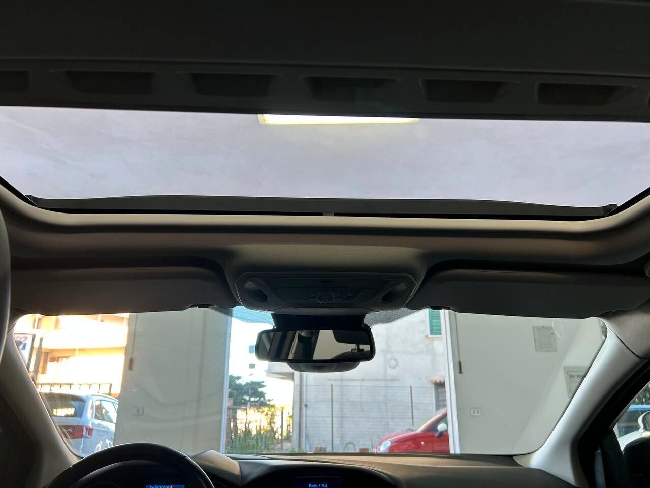 Ford Focus ST PACK - TETTO APRIBILE