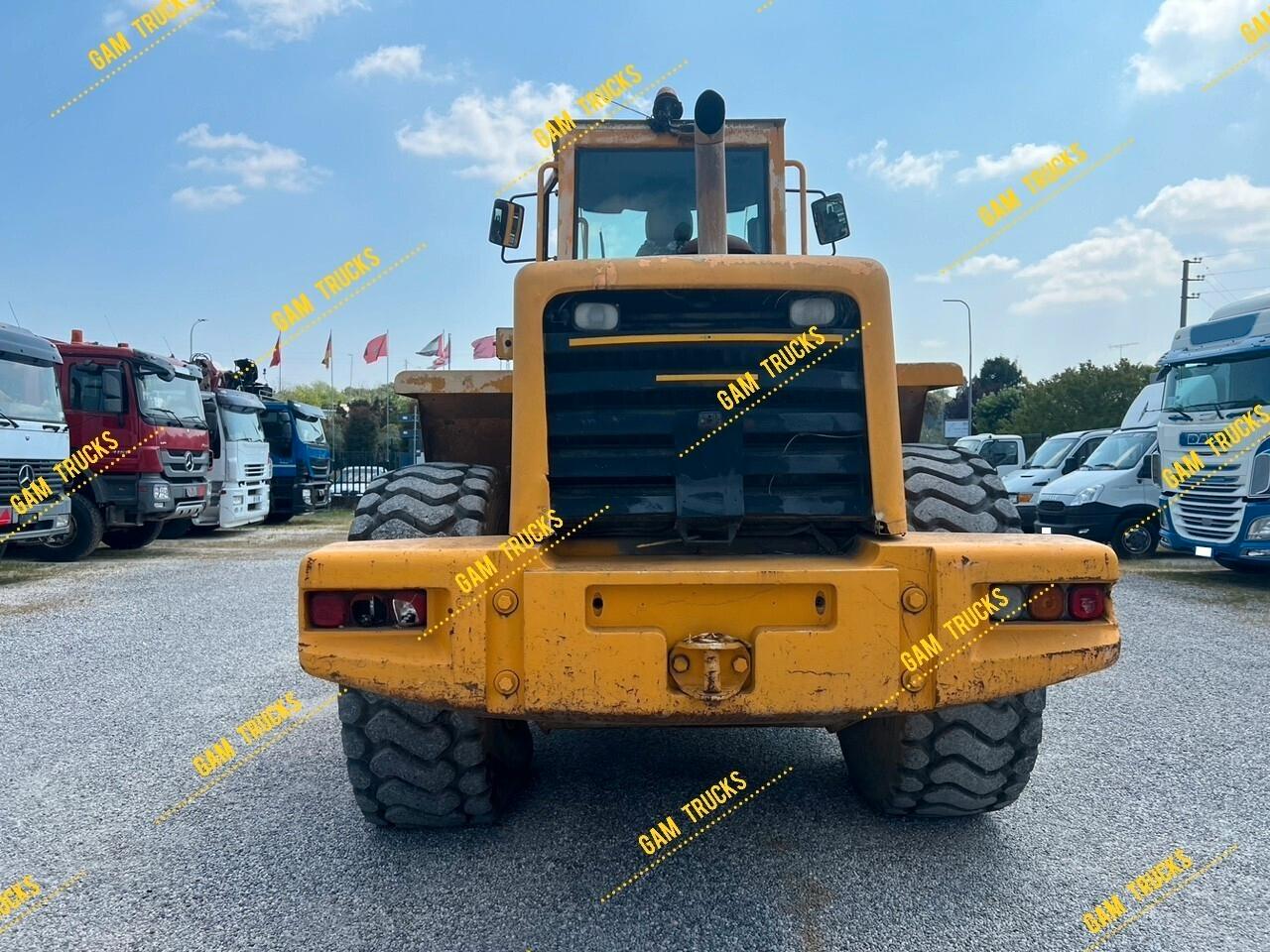 JCB 456 B pala gommata