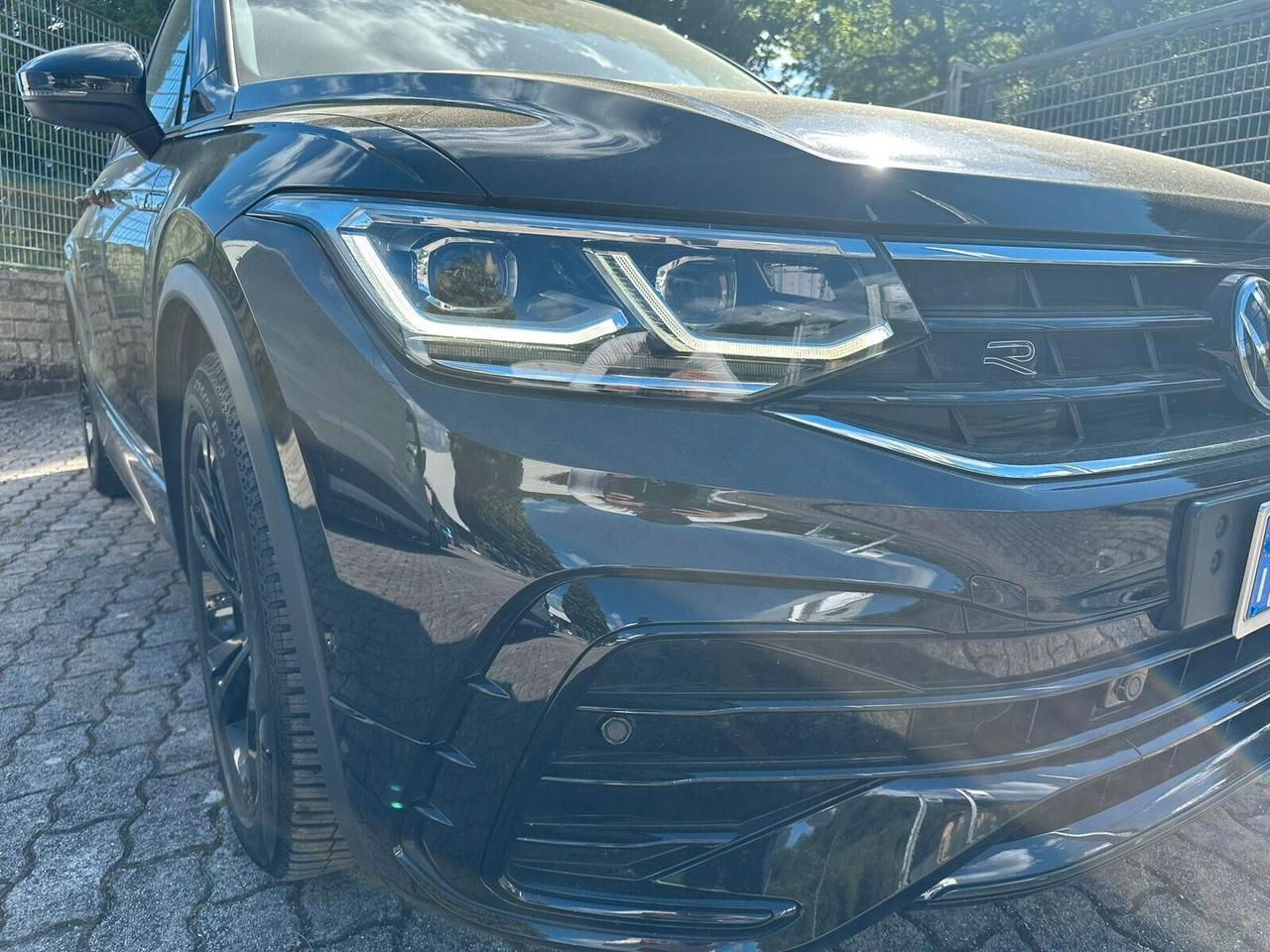 Volkswagen Tiguan 2.0 TDI 150 CV SCR DSG R-Line