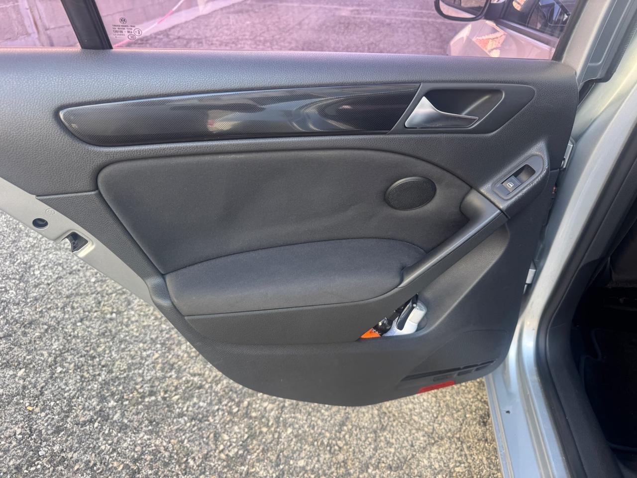 Volkswagen Golf 1.6 TDI DPF 5p. Comfortline