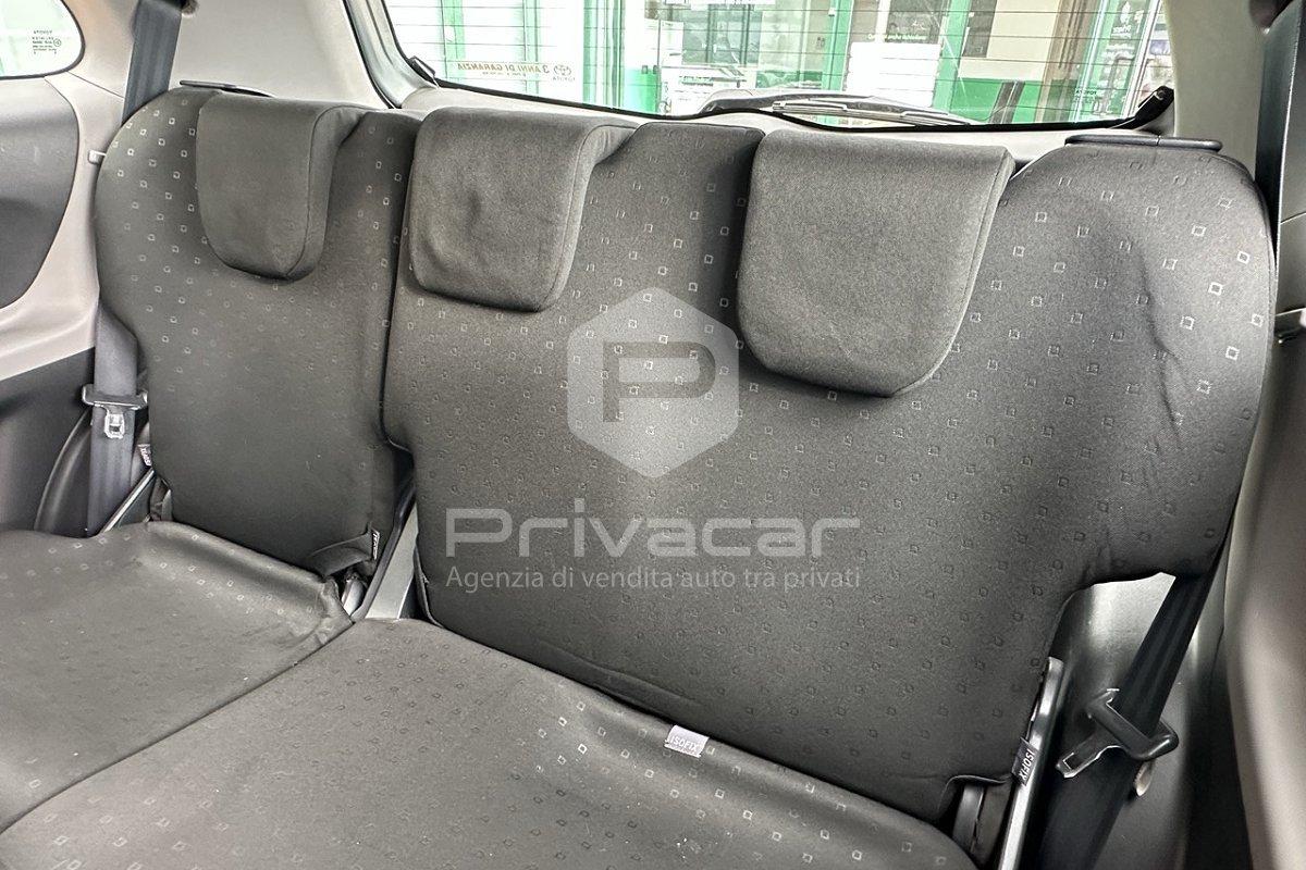 TOYOTA Yaris 1.3 3 porte Luna