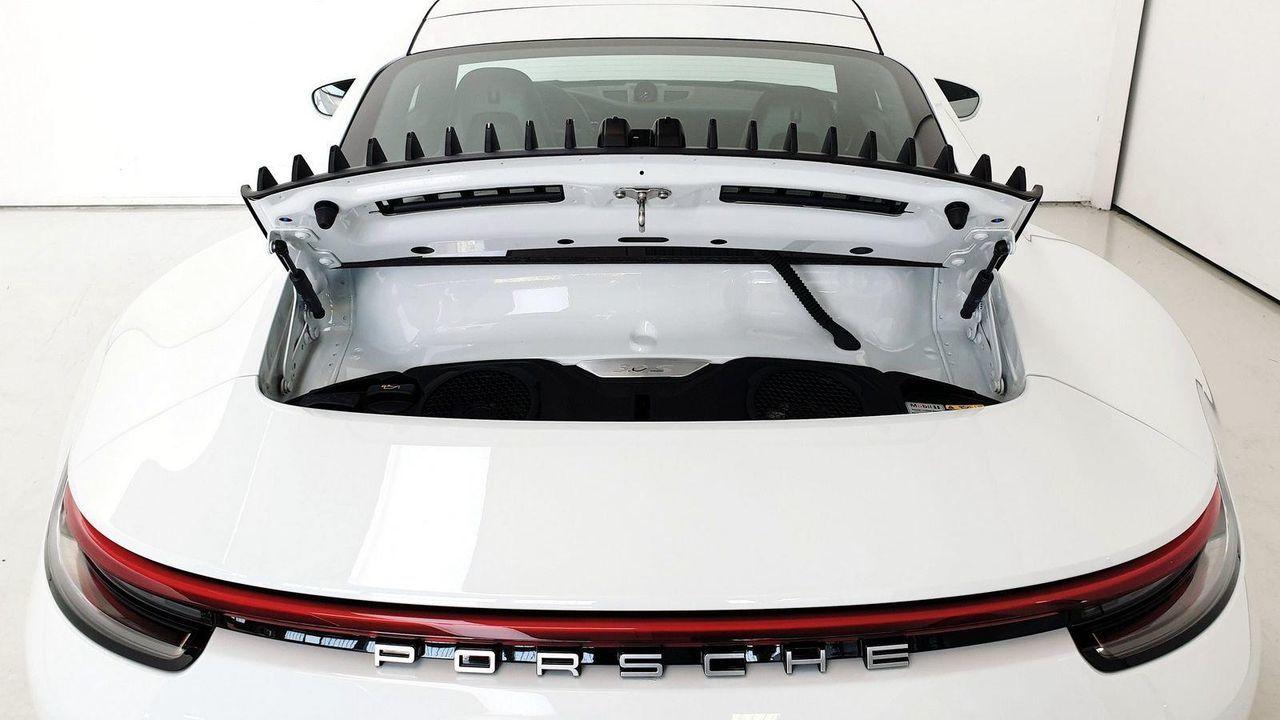 PORSCHE 911 3.0 Carrera S Coupé Noleggio lungo termine