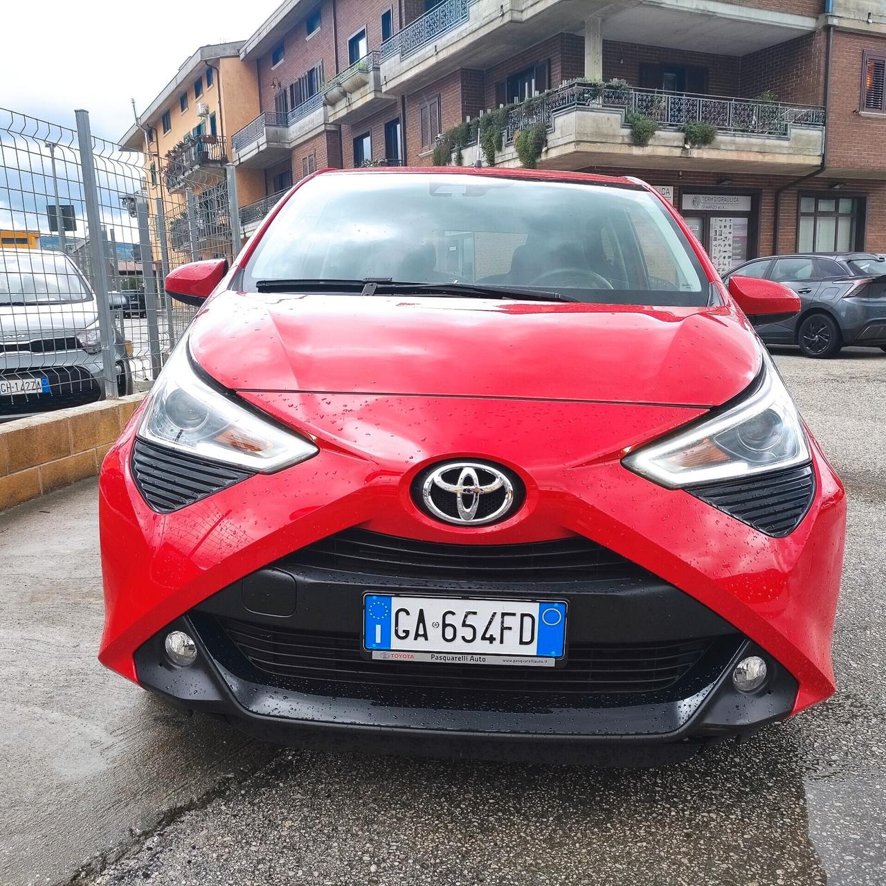 Toyota Aygo X 1.0 VVT-i 72 CV 5 porte Lounge Air S-CVT