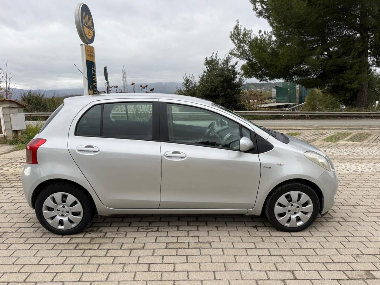 Toyota Yaris 1.4 D-4D 5 porte automatica