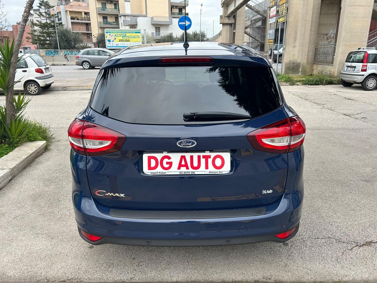 Ford C-Max Titanium 1.5 tdci 120 cv 2015 Navig