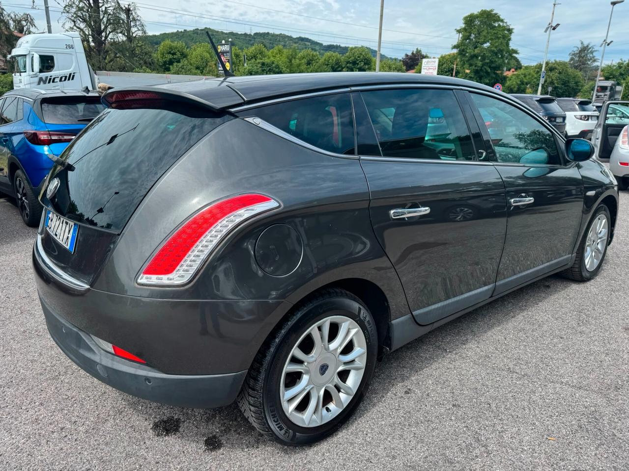 Lancia Delta 1.4 T-Jet 120 CV Platino Ecochic GPL
