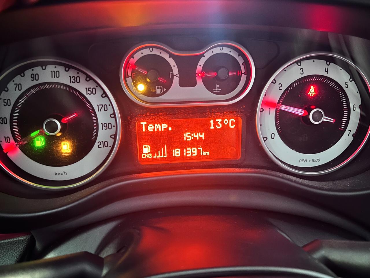 Fiat 500L 0.9 TwinAir Turbo Natural Power Pop Star
