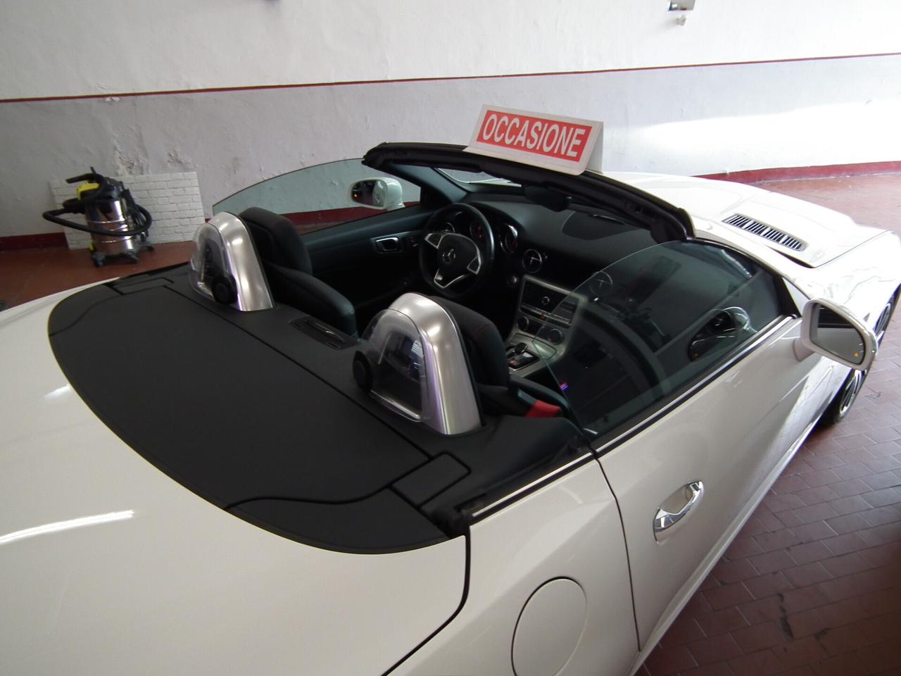 Mercedes-benz SLC 200 BZ KM 54.000 ! STUPENDA ! PREMIUM FULL OPTIONAL !