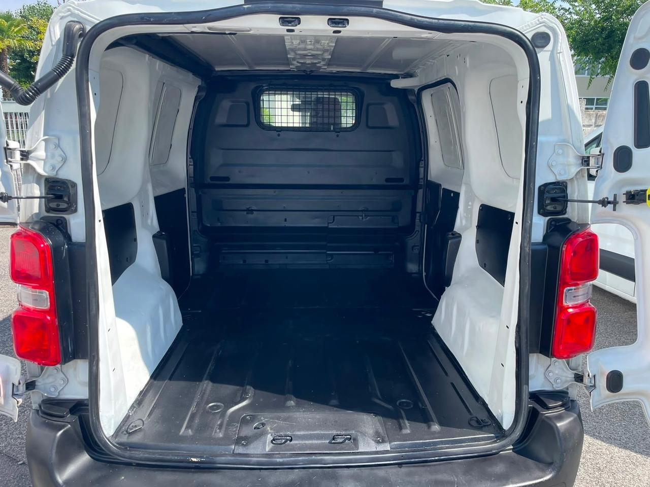 Toyota Proace 1.6 4D DISTRIBUZIONE E TAGLIANDO NUOVI