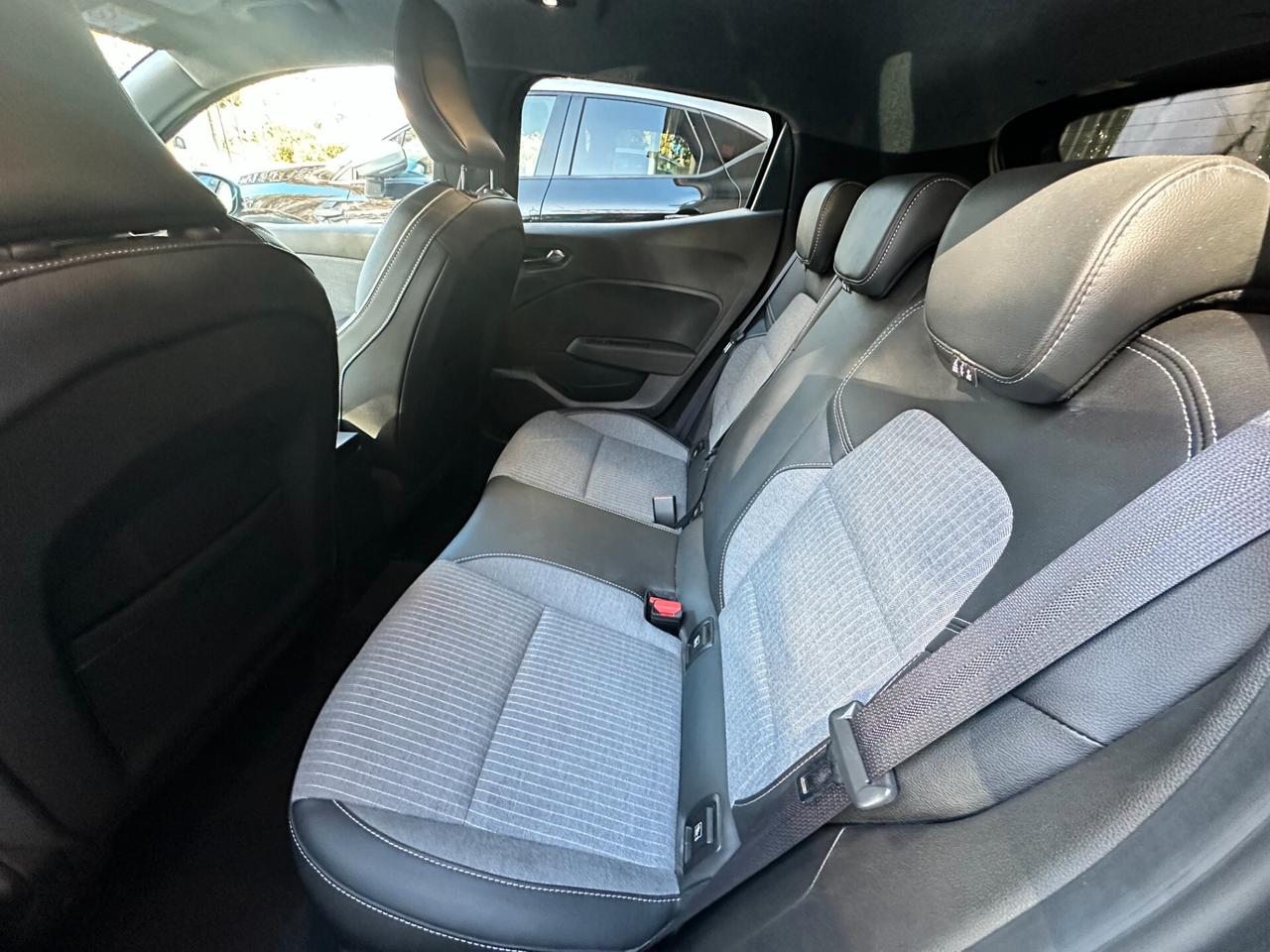 Renault Clio 1.0 TCe 90 CV – Techno – 2024 – 31.600 km – Promo 14.900 €