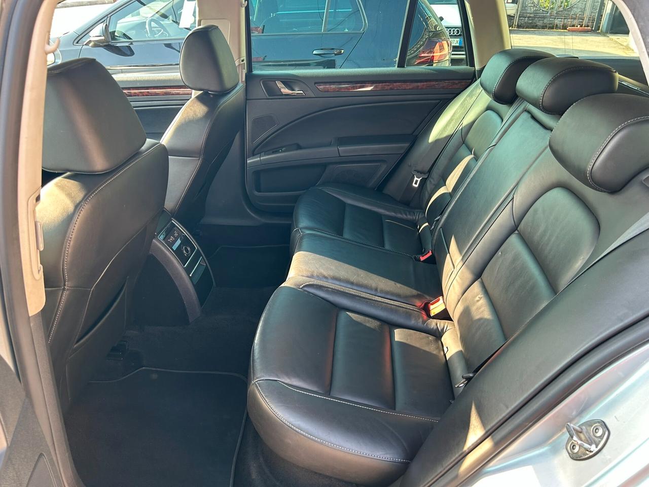 SKODA SUPERB WAGON 2.0 TDI 170CV DSG Elegance