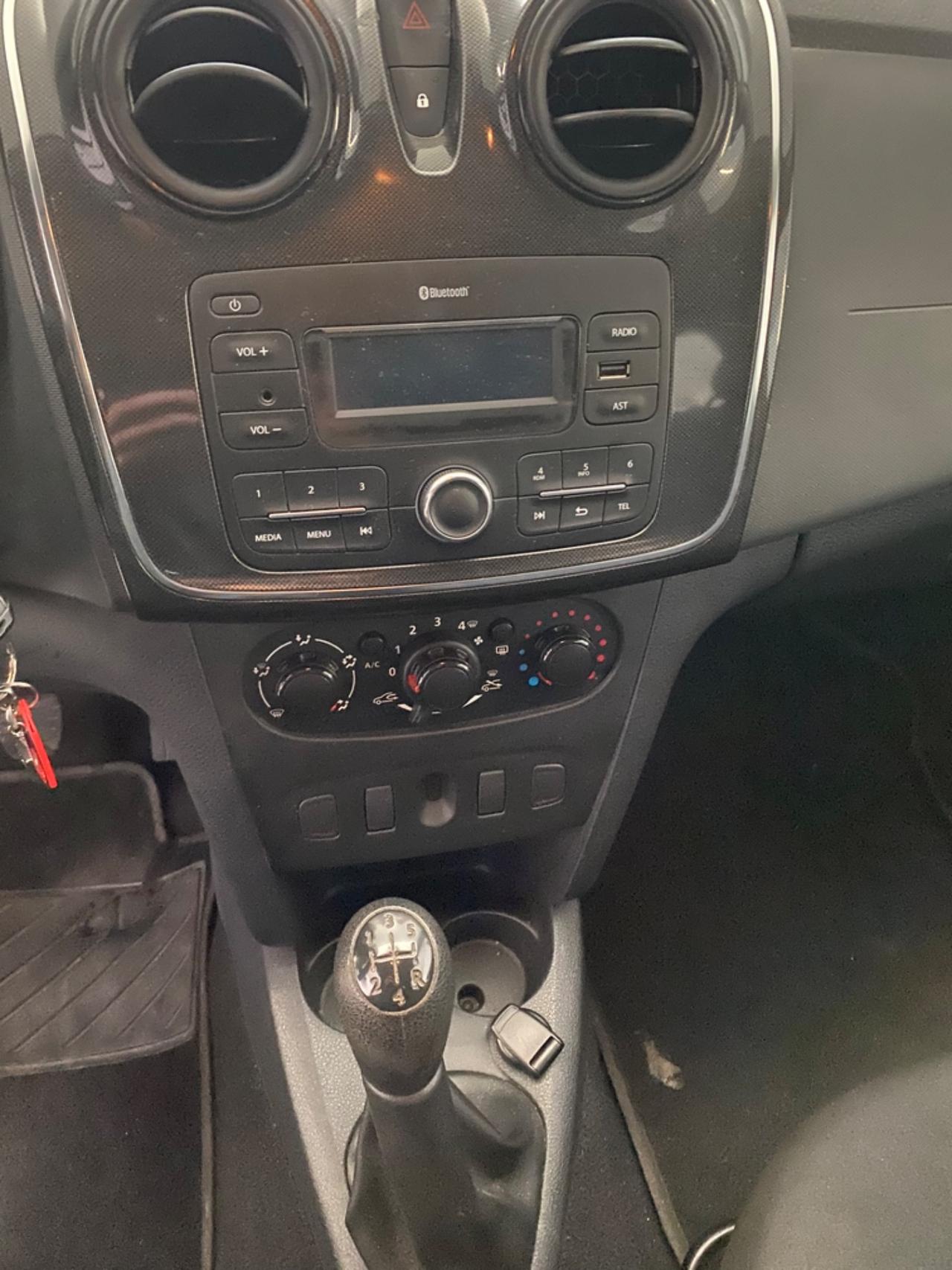 Dacia Sandero 1.0 SCe 12V 75CV Lauréate