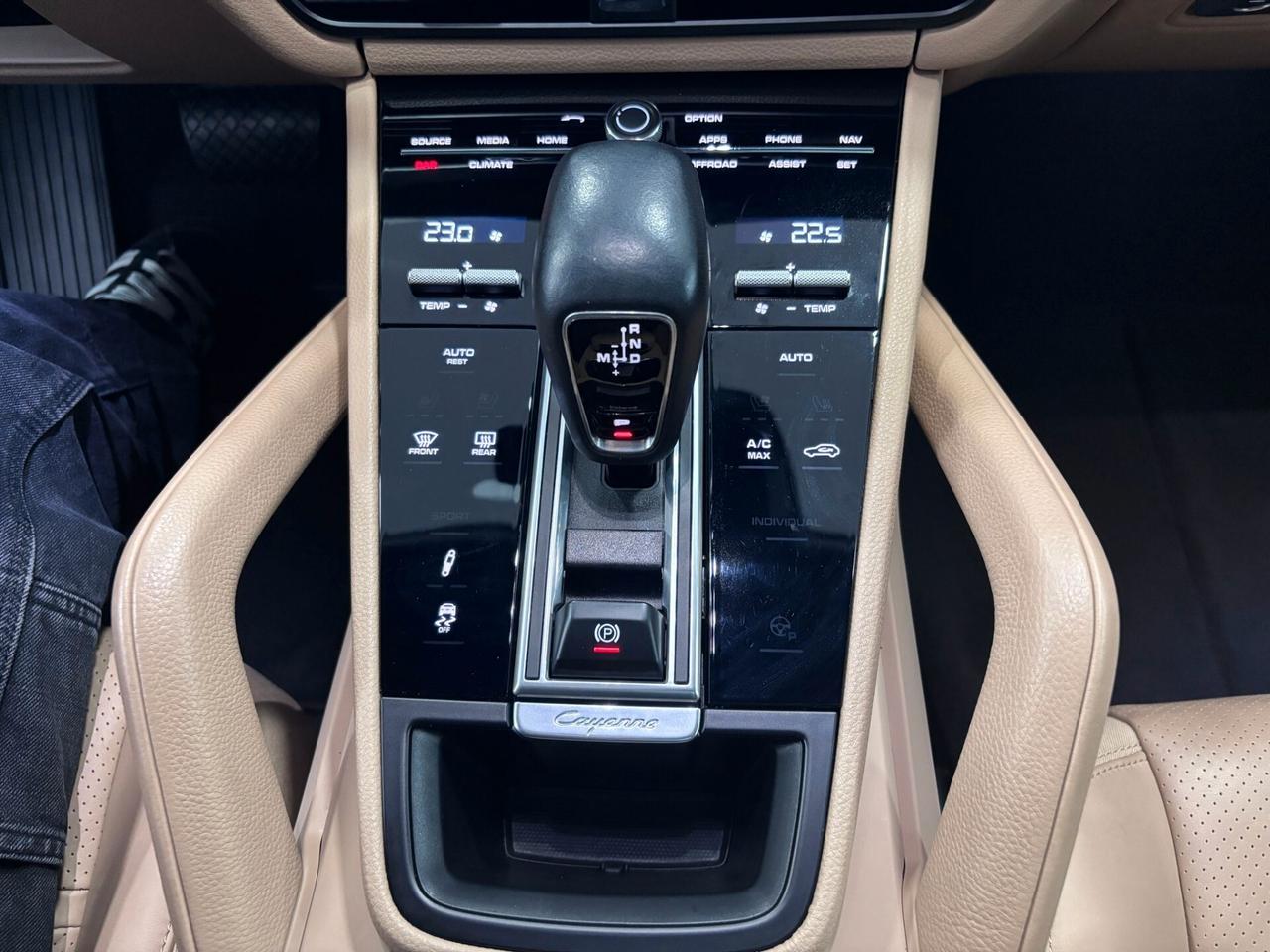 PORSCHE CAYENNE COUPE 3.0 V6 TETTO-LED