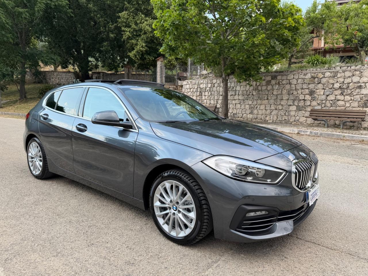 Bmw 116 116d 5p. Business Advantage