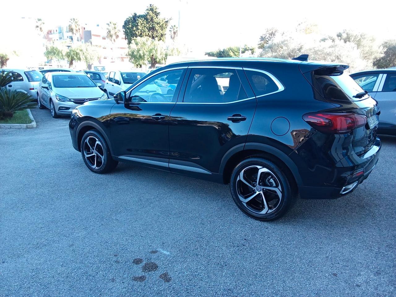 MG HS 1,5 BZ 163 CV LUXURY MAN MY24 5P