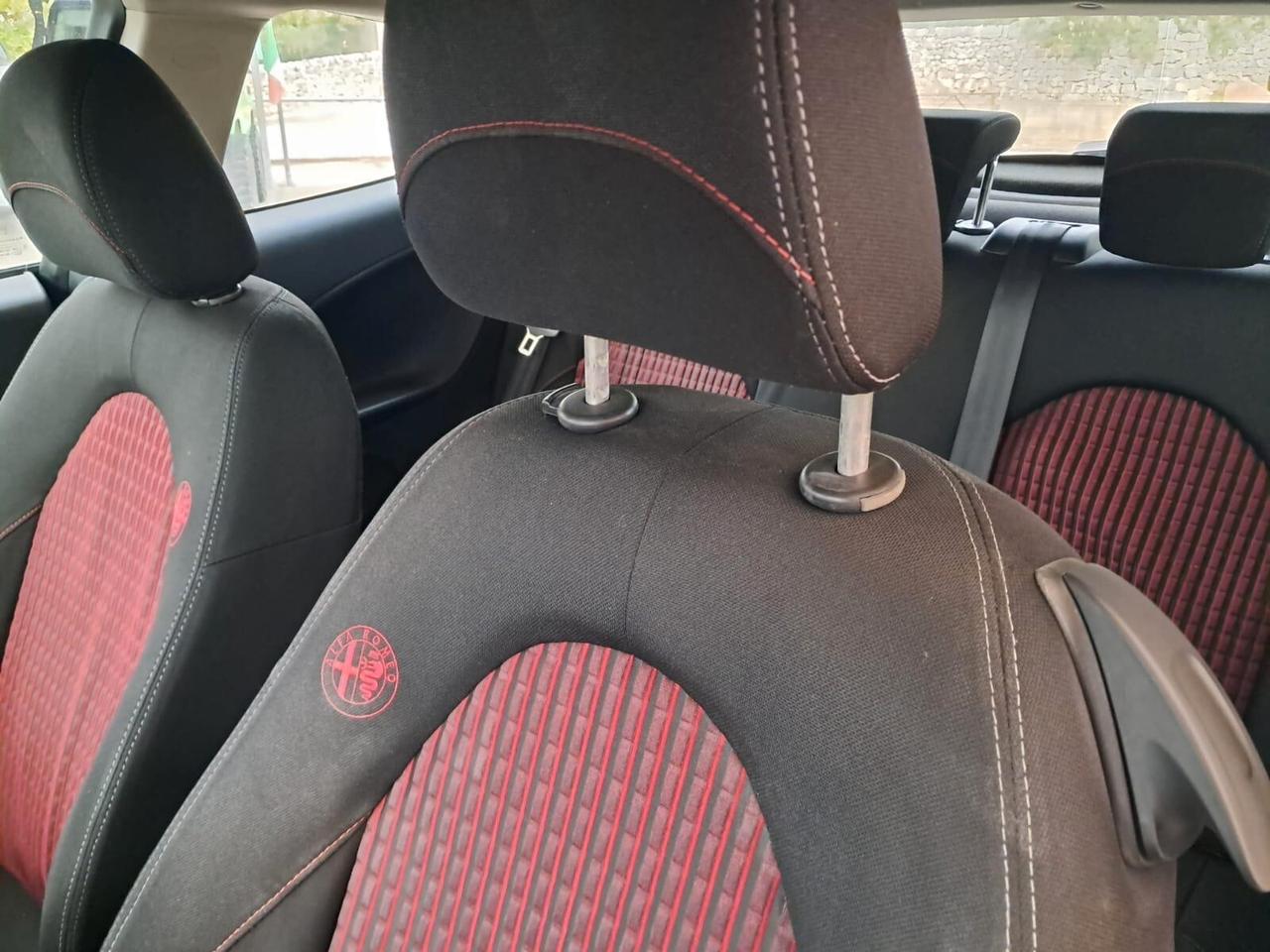 Alfa Romeo MiTo 1.3 JTDm 95 CV S&S Distinctive
