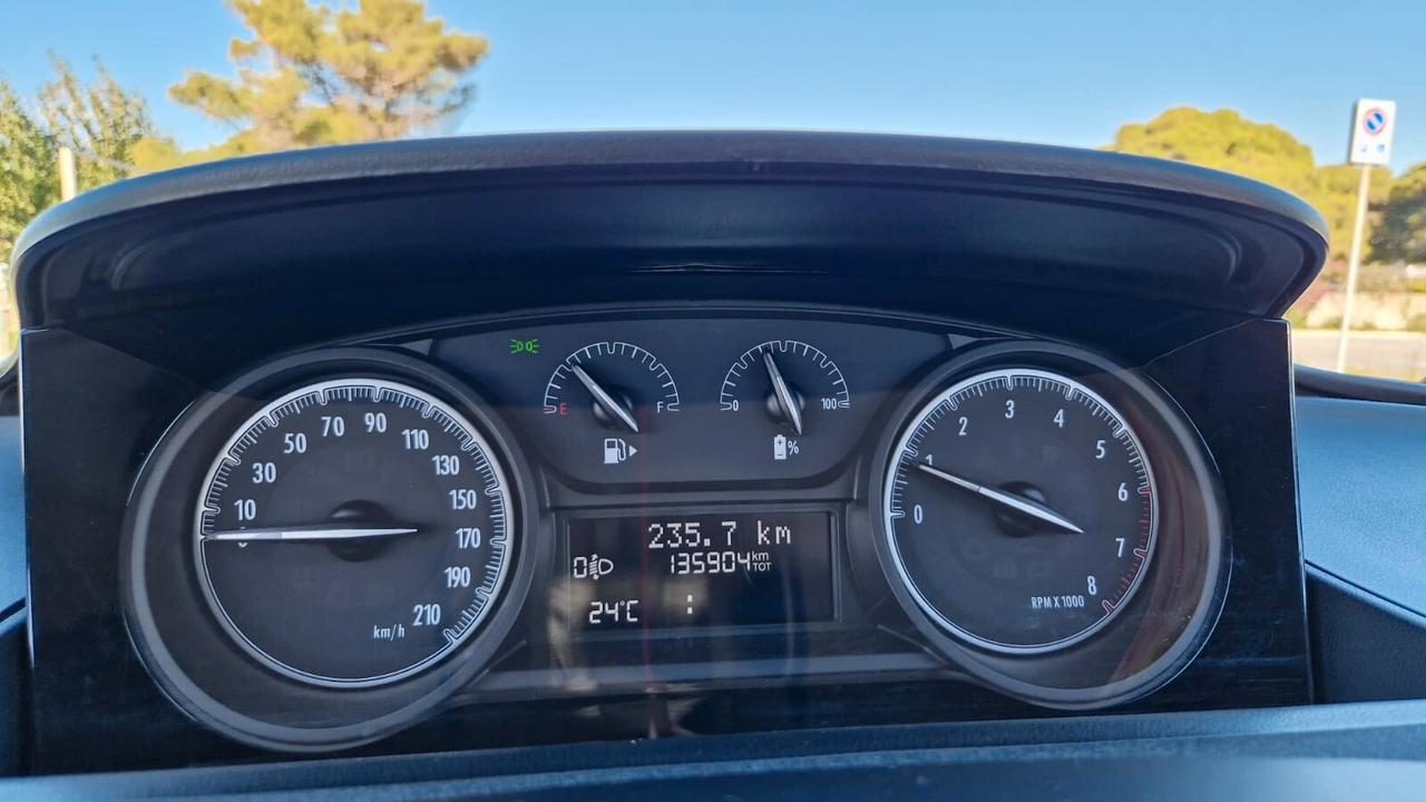 Lancia Ypsilon 1.0 FireFly 5 porte S&S Hybrid Ecochic Silver