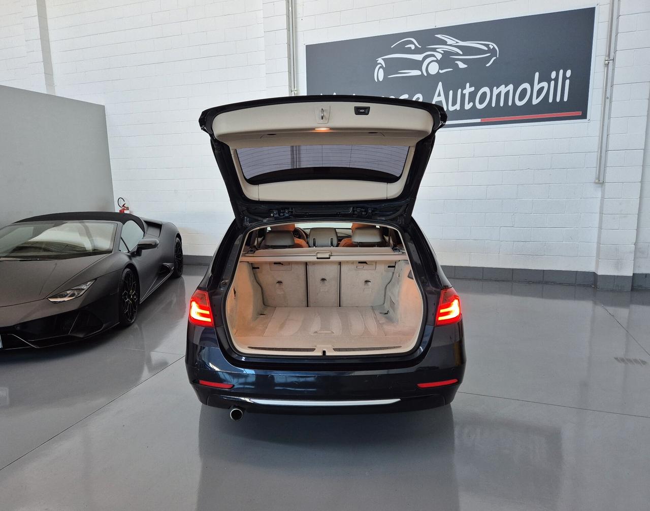 BMW 320 touring modern 2.0d 184cv Automatica Navigatore
