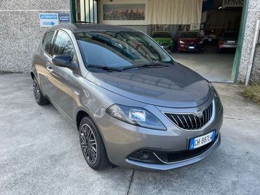 Lancia Ypsilon 1.0 FireFly 5p Hybrid Silver UNIPRO*NEOPATENTATI