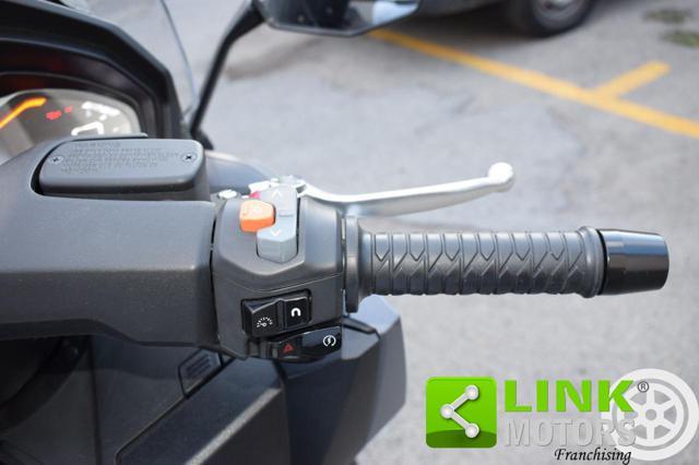 KYMCO AK 550 premium