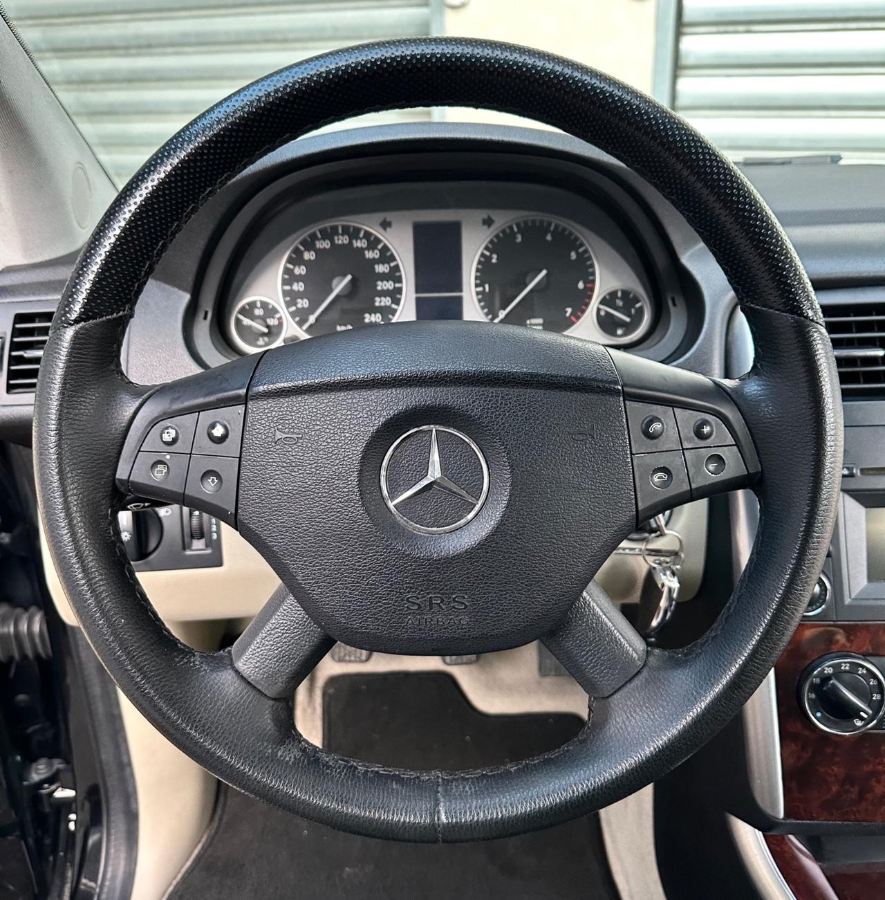 Mercedes-Benz B 180 NGT BlueEFFICIENCY-BENZ/METANO