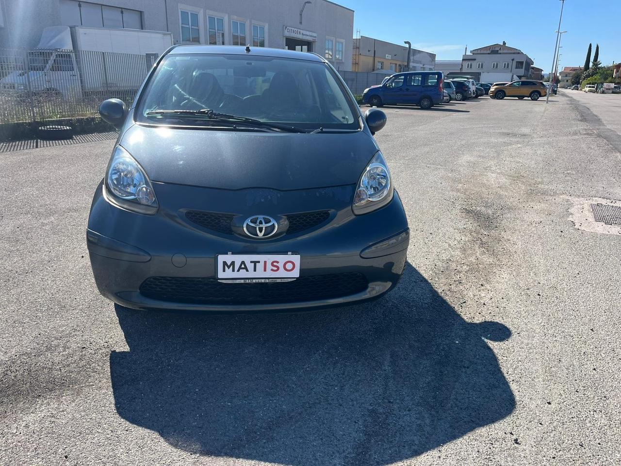 Toyota Aygo 1.0 12V VVT-i 3 porte 142000 KM
