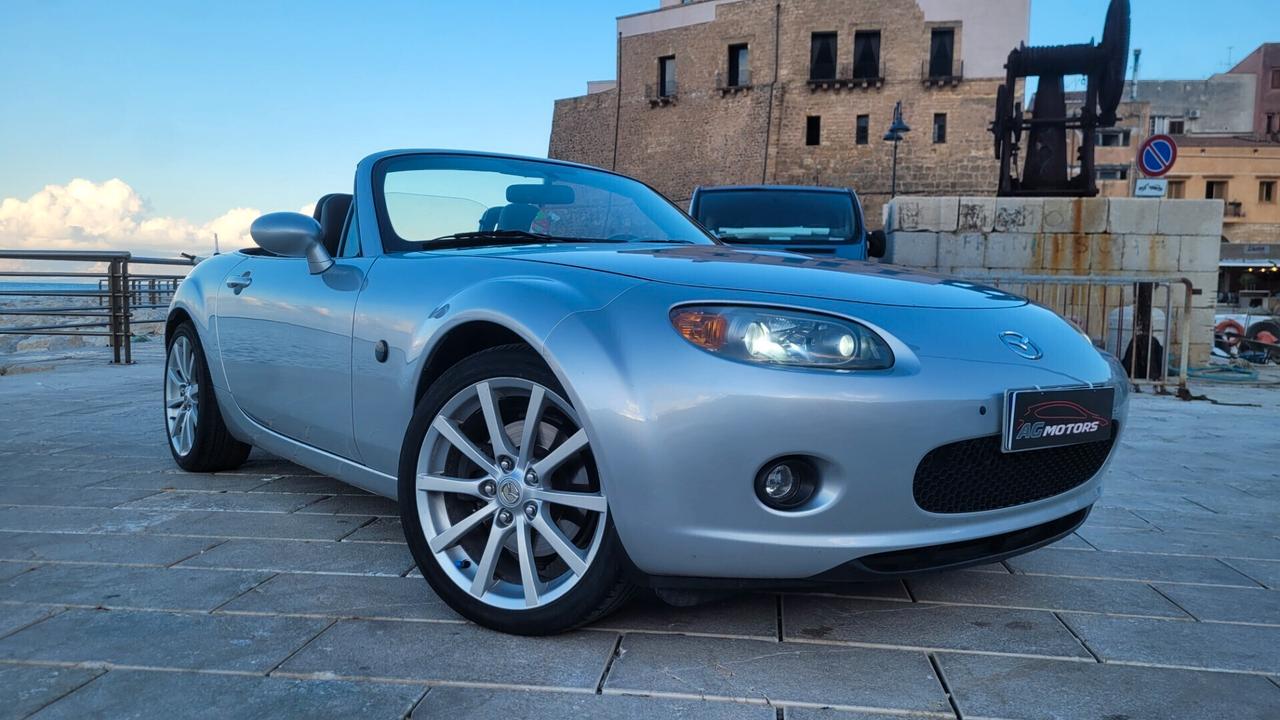 - Mazda MX-5 NC1 2.0 -
