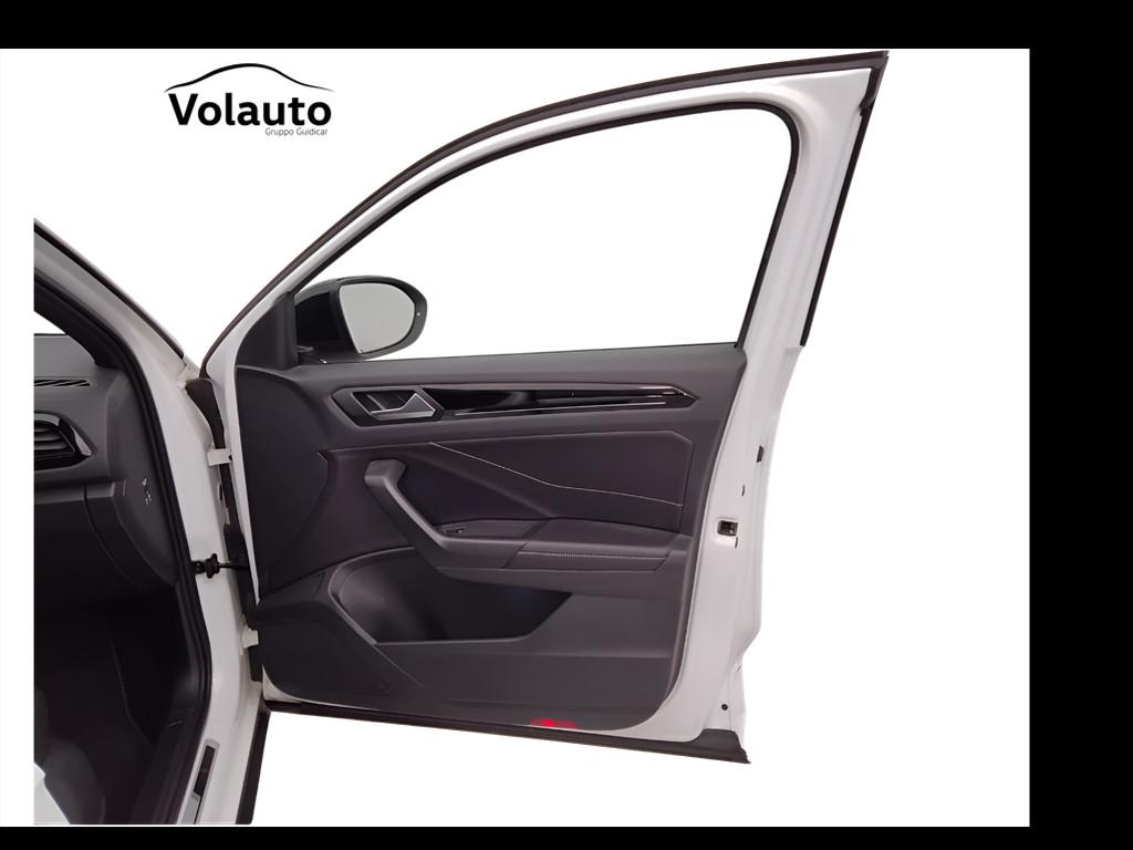 VOLKSWAGEN T-Roc I 2022 - T-Roc 1.0 tsi R-Line 110cv