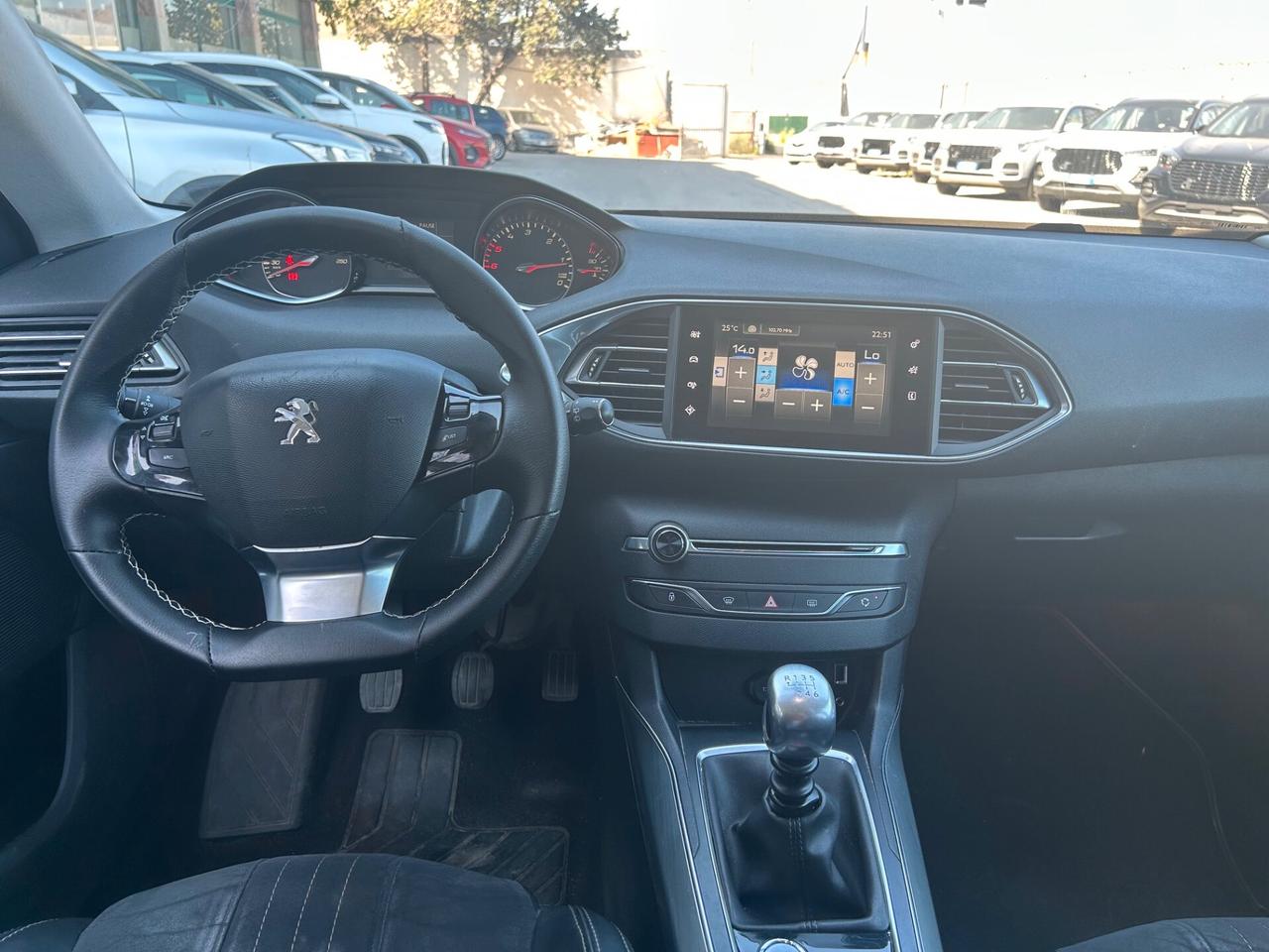 Peugeot 308 BlueHDi 120 SW Allure Diesel Full