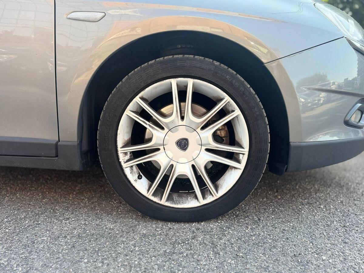 Lancia Delta 2.0 mjt Platino 165cv dpf