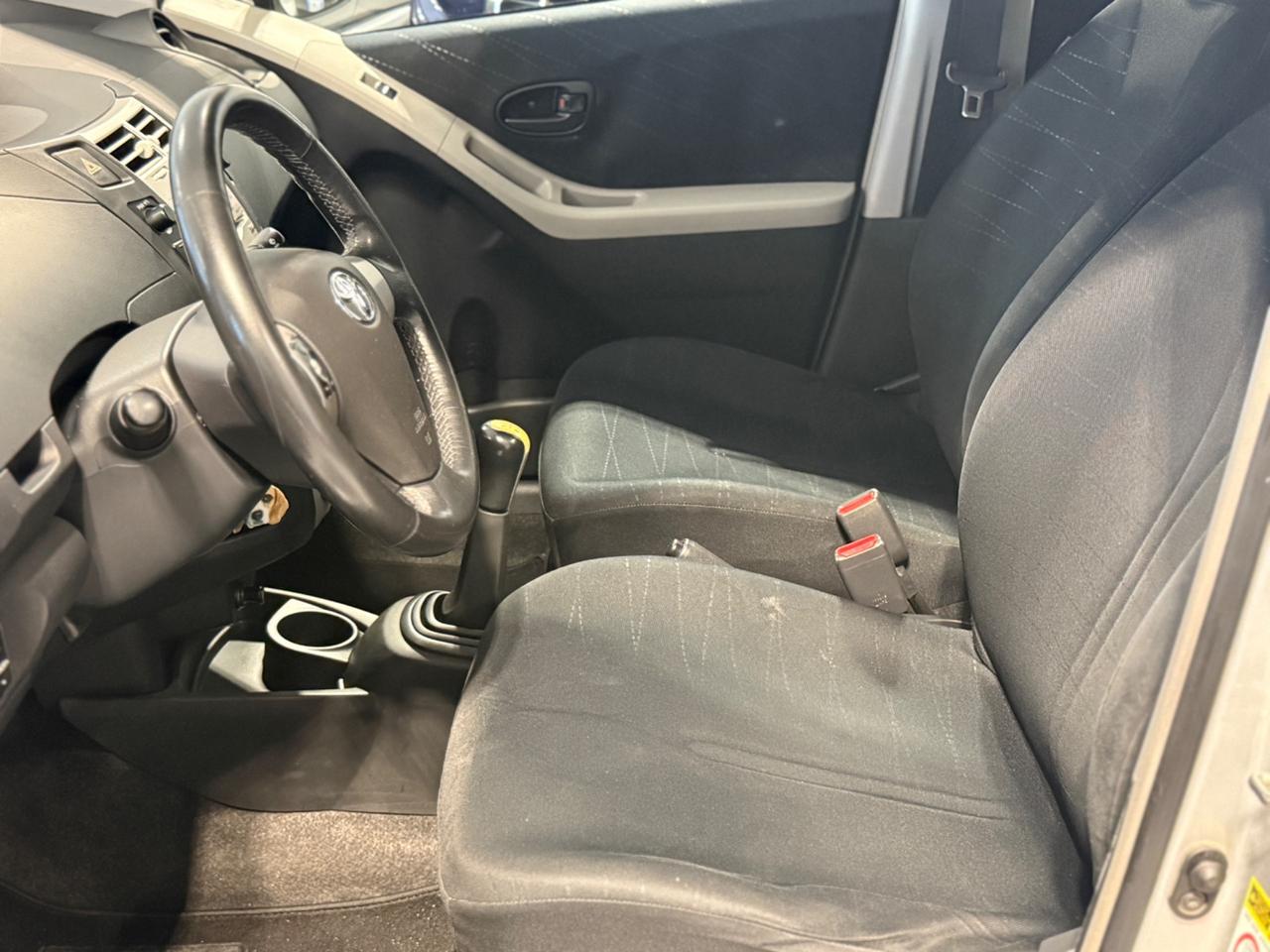 Toyota Yaris 1.0 5 porte Sol