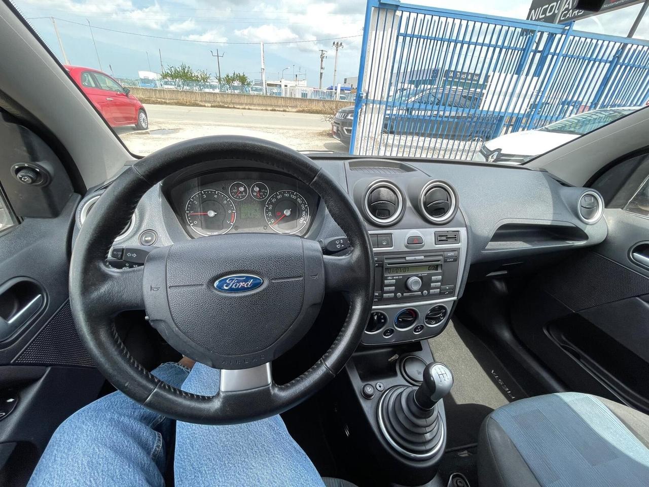 Ford Fiesta 1.2 16V 5p. Titanium “NUOVISSIMA”