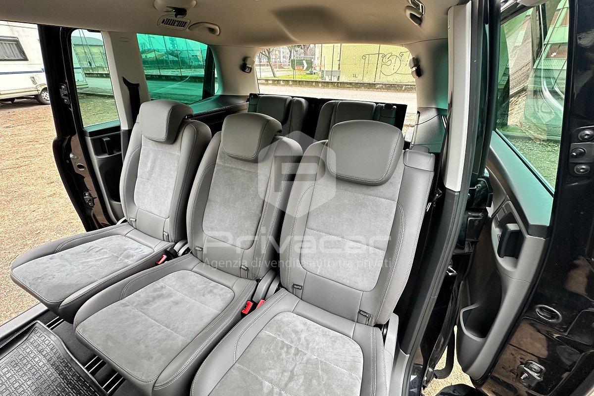 VOLKSWAGEN Sharan 2.0 TDI 177 CV SCR DSG 4MOT.Executive BlueMot.Tech.