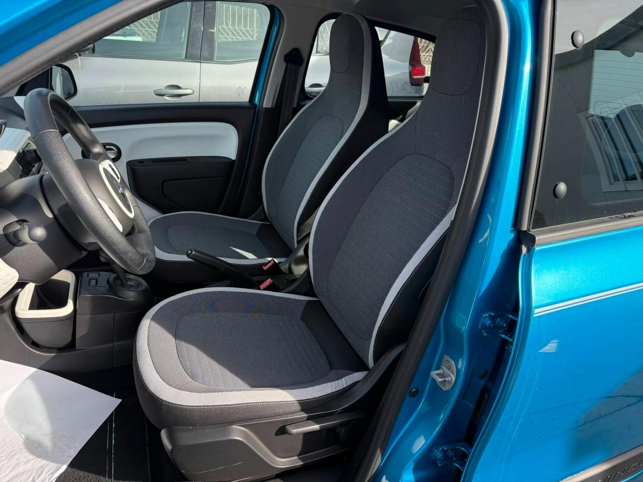 Renault Twingo 0.9 90CV -CAMBIO AUTOMATICO-