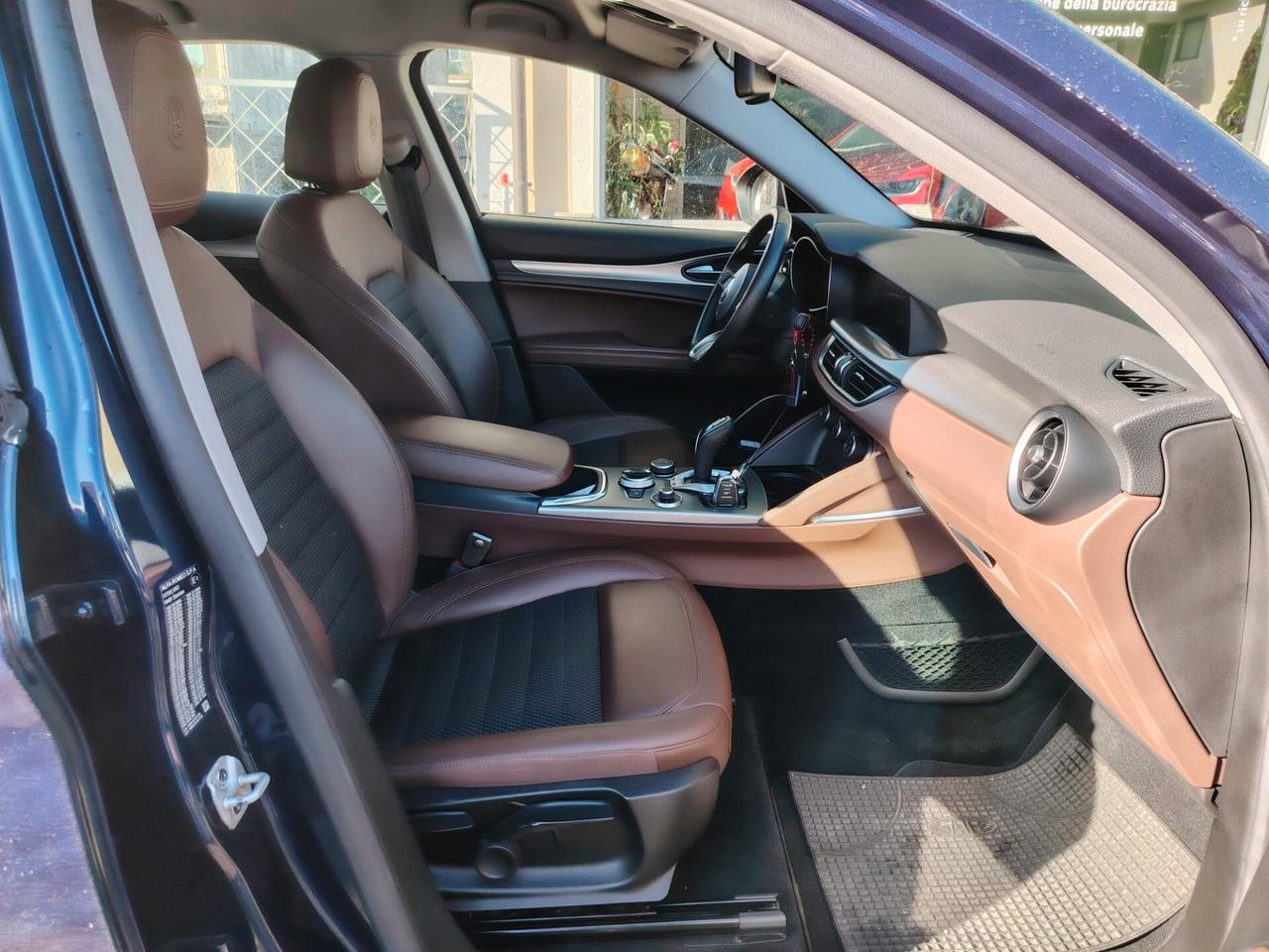 Alfa Romeo Stelvio 2.2 Turbodiesel 190 CV AT8 RWD Sprint