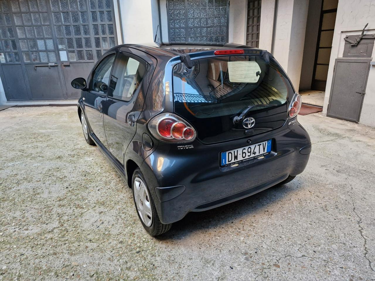 Toyota Aygo 1.0 12V VVT-i 5 porte Sol - ANCHE NEOPATENTATI