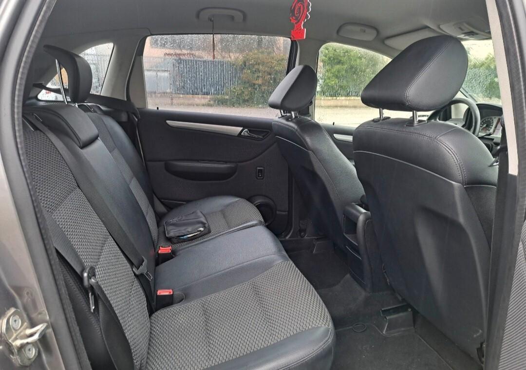 Mercedes-benz B 200 CDI Sport