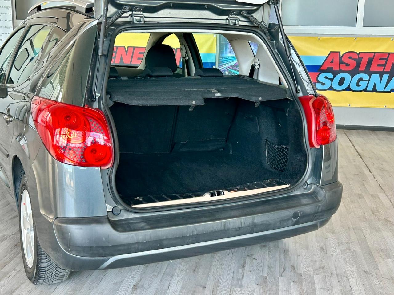 Peugeot 207 *STATION WAGON* BENZINA ONESTA* PREZZO IRRISORIO*