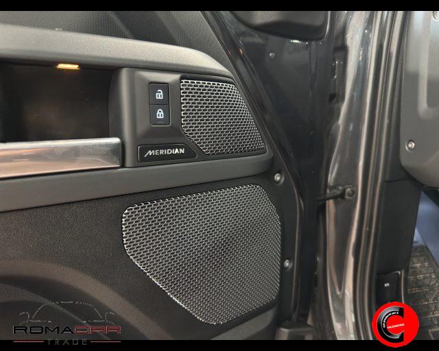 LAND ROVER Defender 110 3.0D I6 200 CV AWD Auto X-Dynamic SE