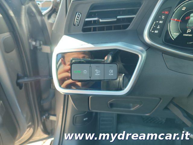 AUDI A6 Avant 40 2.0 TDI quattro ultra S tronic Business P