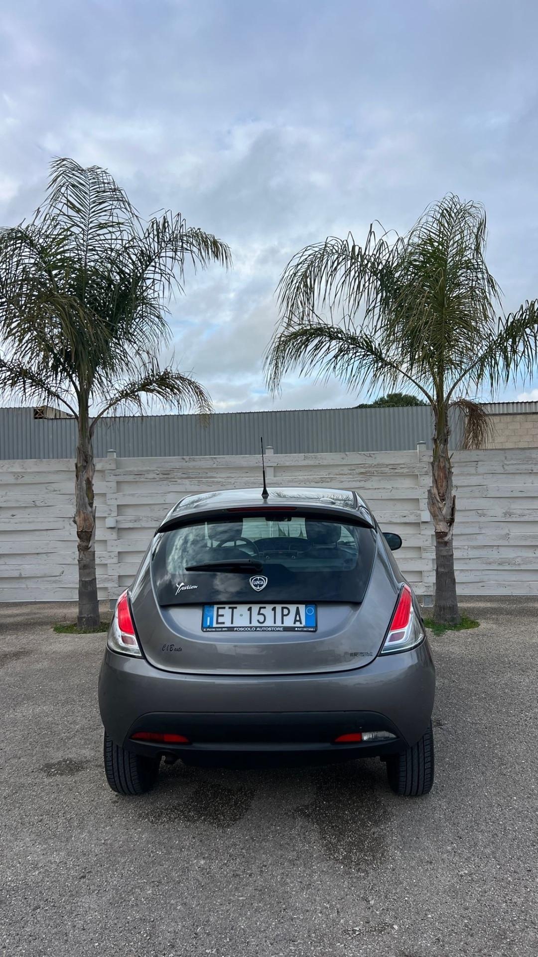 Lancia Ypsilon 5 porte Metano
