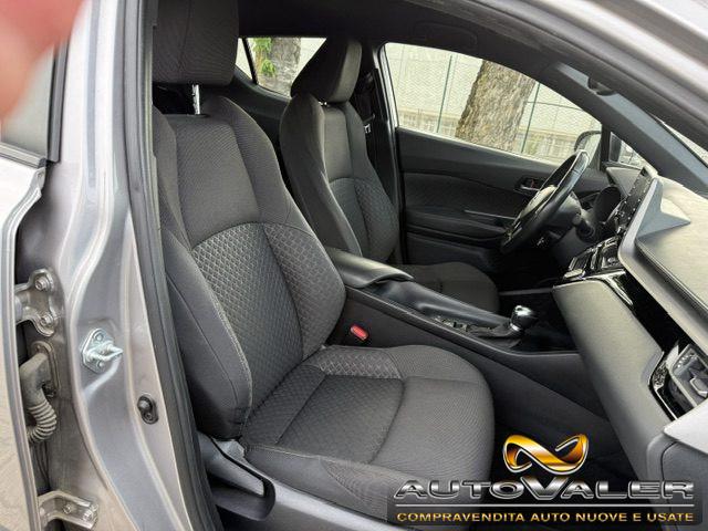 TOYOTA C-HR 1.8 Hybrid E-CVT Active Led