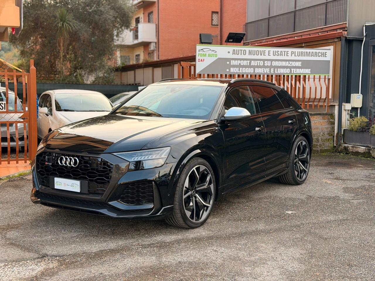 Audi Q8 RS TFSI V8 quattro tiptronic