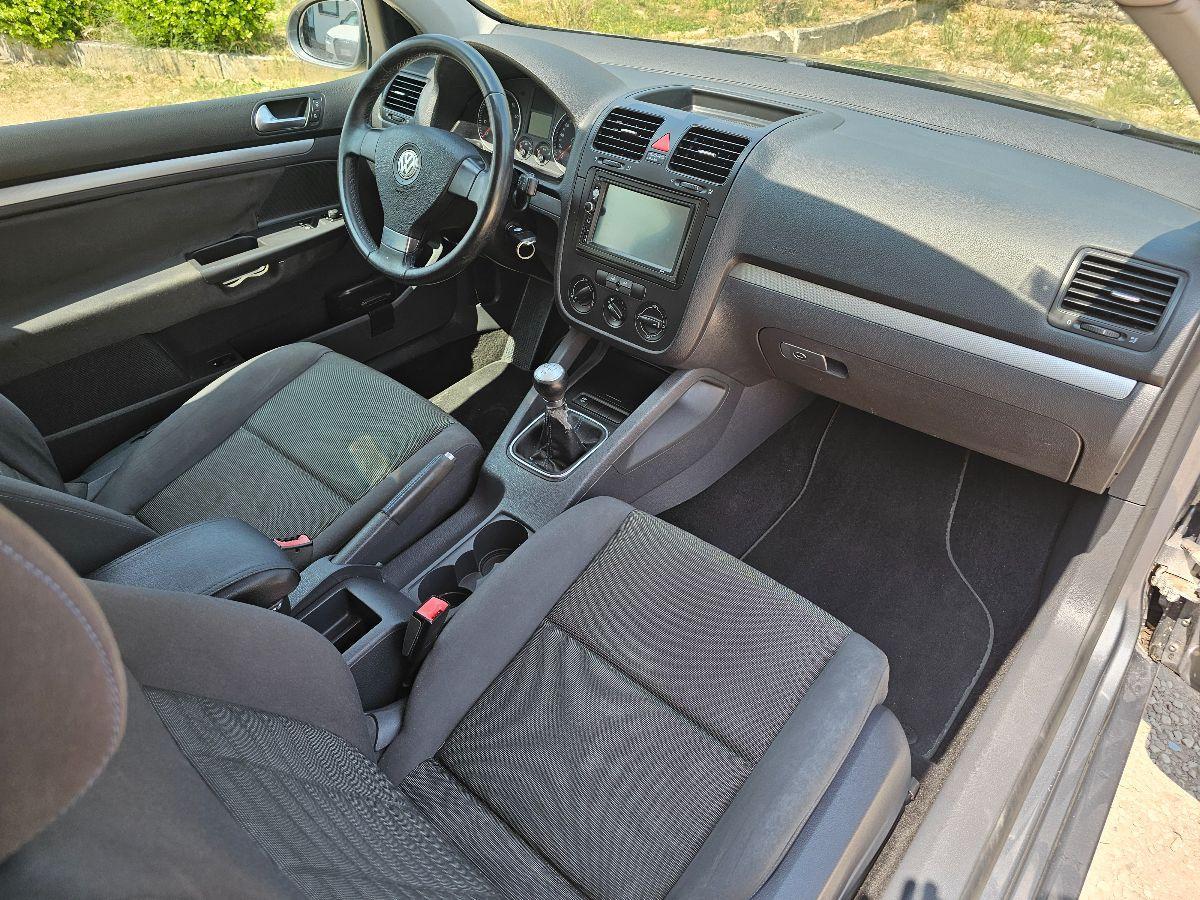 VOLKSWAGEN GOLF 5 1.6 BENZINA 3P GARANZIA 12M