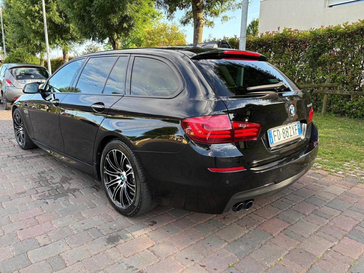 Bmw 525 525d Touring Luxury allestimento MSport